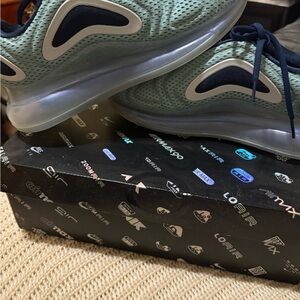 Nike Air Max 720 in Teal and Navy